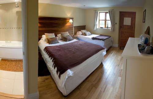 Thornham House | The Orange Tree