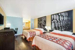 Ukiah Hotel | The Orchard Hotel Ukiah Wine Country Free Breakfast, Pool, & Hot Tub