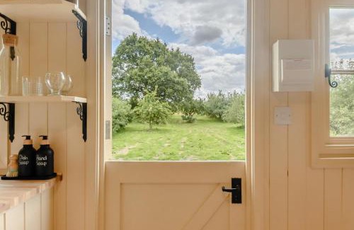 Deepdale House | The Orchard Hut