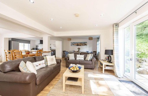 Bonchurch House | The Orchards