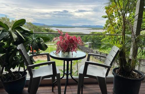 Cooktown Bed & Breakfast | The Orchid Suite - 2 Bed 1 Bath Apartment in Cooktown