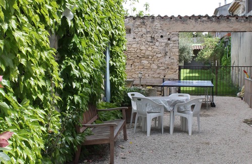Saint-Didier House | The other side of the washhouse in Saint Didier
