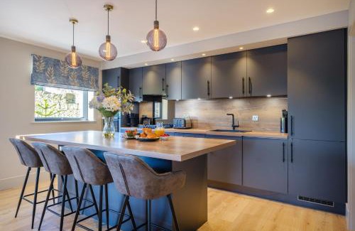 Kendal House | The Outhouse