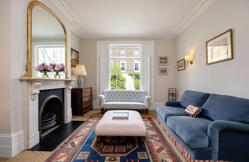 Oval House | The Oval House, by Veeve