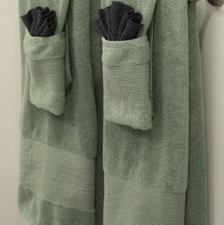 Burdett Apartment | The Overlook at Burdett Falls