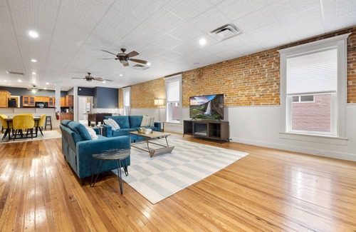 Downtown Apartment | The Owl's Roost