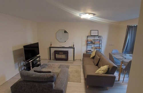 Borehamwood Apartment | The Pad Borehamwood - Cosy and Warm