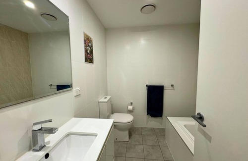 Wollongong Apartment | The Pad: City & Beach Getaway - Heart of Wollongong