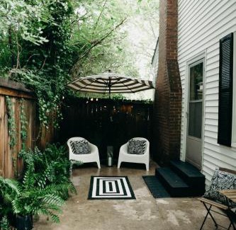 Hot Springs House | The Paddock Luxury Vacation Home