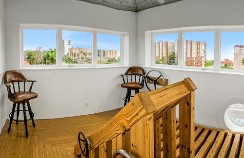 South Padre Island House | The Padre Pearl Beach House with Private Pool
