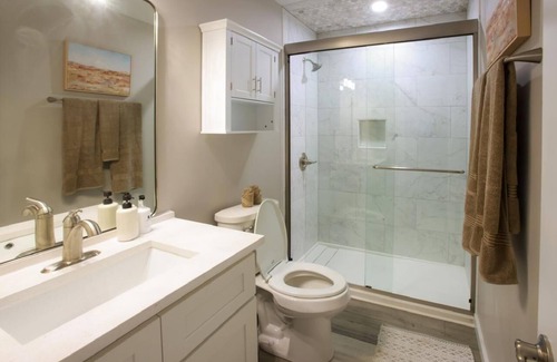 Enterprise Apartment | The Pads- Suite 3 (1st floor)