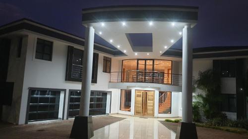 Umhlanga House | The Palace in Izinga Estate Umhlanga