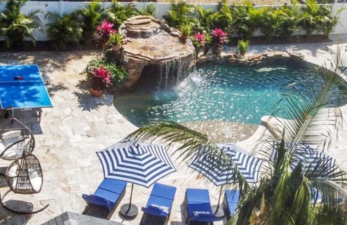 Jungle Terrace House | The Palm by DNY Prime