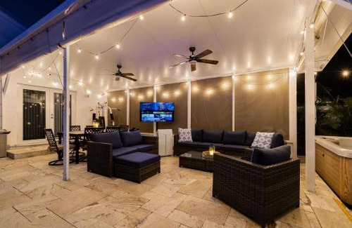 Jungle Terrace House | The Palm by DNY Prime