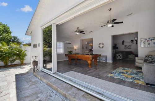 Jungle Terrace House | The Palm by DNY Prime