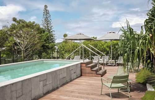 Byron Bay Apartment | The Palmetto. Heated pool, walk to beaches, cafes & shops