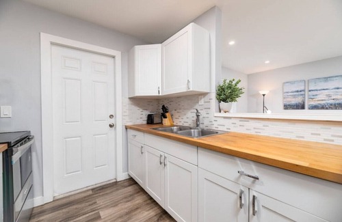 Middle River Terrace Apartment | The Palms @ Middle River Terrace #4