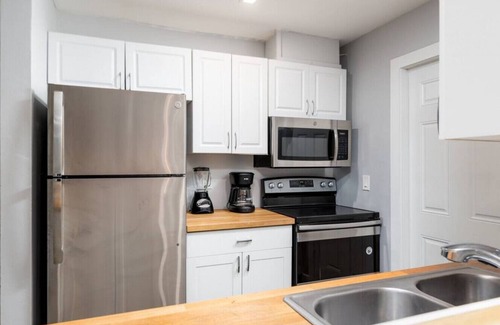 Middle River Terrace Apartment | The Palms @ Middle River Terrace #4