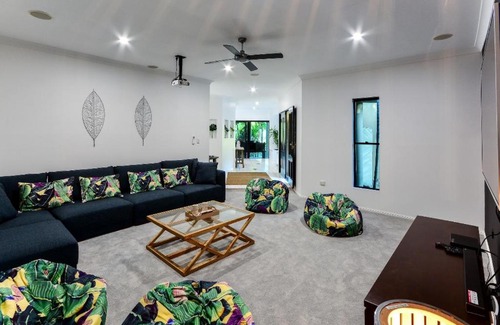 Hamilton Island House | The Palms on Hamilton Island