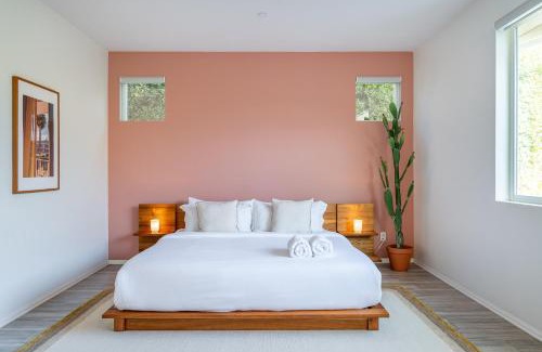 Indio House | The Palms - Secluded Garden Oasis