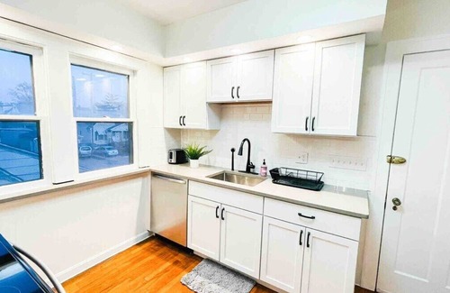 Lakewood Apartment | The Panda Apartment in Lakewood