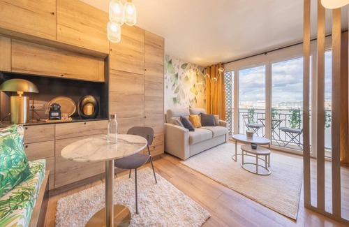 Aubervilliers Apartment | The Parisian chalet