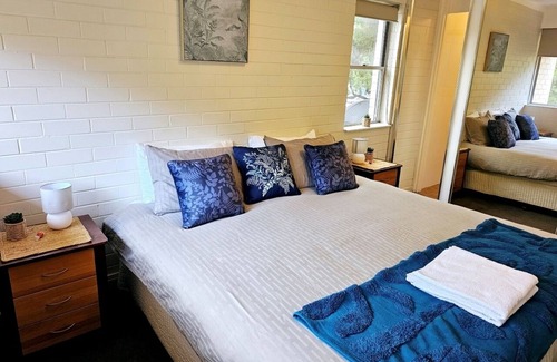 Shenton Park Apartment | The Parks Rosalie 32 - 1BRM Unit with Parking