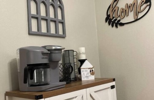 Sulphur House | The Parson's Cottage - Charming, Cozy, Adorable!