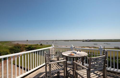 Orford House | The Pavilion