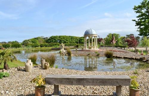 Cayton House | The Pavillion