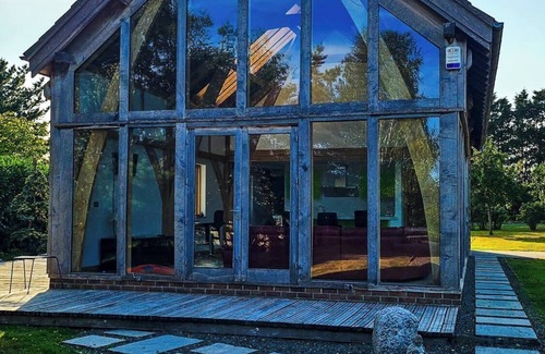 Muchelney Cabin | The Pax Cabin Sleeps 4