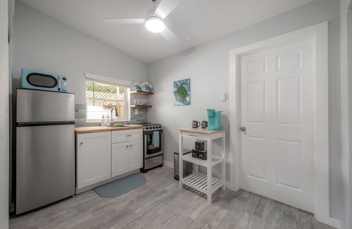 Gulfport Apartment | The Peaceful Turtle Retreat