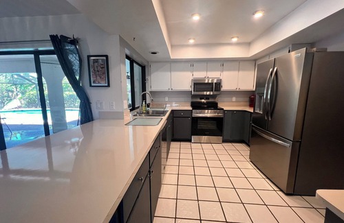 Fort Myers House | The Peacock House