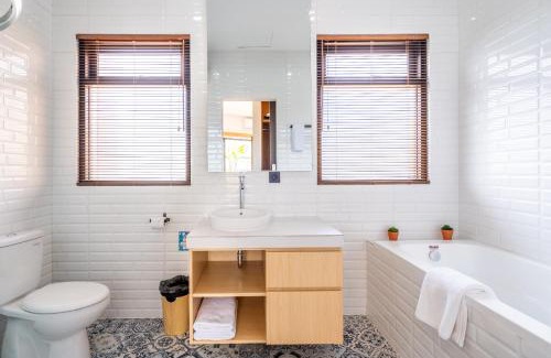 Mumbul Villa | The Peak - 2BR Luxury Hill Villa Nusa Dua