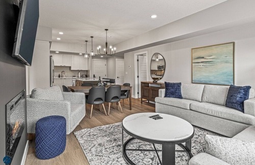 Dead Man's Flats Condo | The PEAKaboo View - 2Bd/2Bath Top Floor