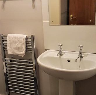 Tacolneston House | The Pelican Guesthouse