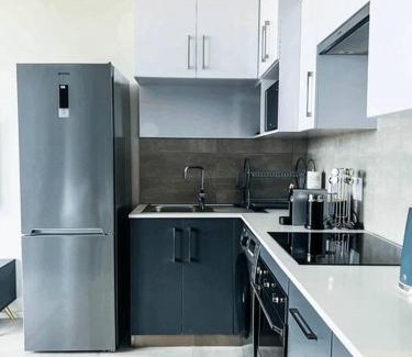 Summerstrand Apartment | The Penguin Cove