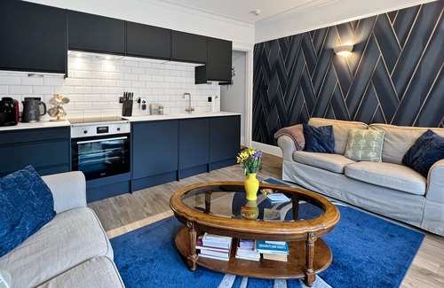 Lynton Cottage | The Penthouse at Woodlands