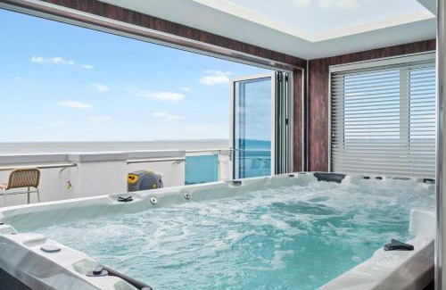 Milford on Sea Apartment | The Penthouse - Marine House