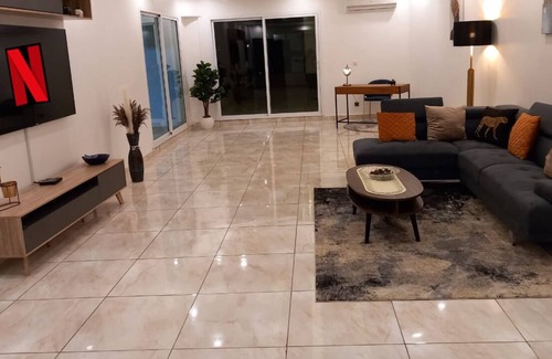 Cocody Apartment | THE PENTOUSE