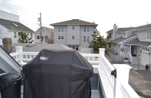 Point Pleasant Beach House | The PERFECT Beach House: Beach Block Private Street in Point Pleasant Beach, NJ