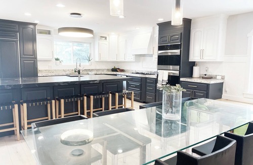 Mapleton House | The perfect family get-together home! 1 Acre. Full of toys & fun. Near Reservoir