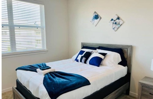 Kyle Apartment | "The Perfect Gateway" - 2Bed & 2Bath with Full Access: Pool, Gym, Dog/Kid Parks!