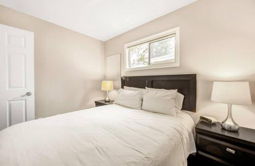 Central Okanagan House | The Perfect Getaway Cabin in the Okanagan #6