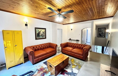 Pretoria House | The perfect home away from home! nThree bedroom townhouse with dedicated office.