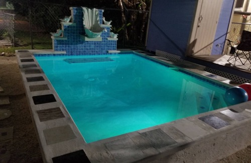Nassau House | The Perfect Island Getaway # 3