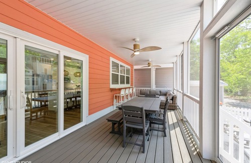 Michigan City House | The perfect place for families to stay!