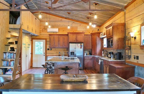 Bryan House | The Perfect Secluded Hangout!