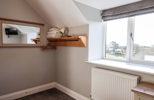 Scarborough Cottage | THE PHEASANTRY, pet friendly, with hot tub in Seamer, North Yorkshire