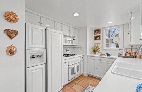 Old Town Alexandria House | The Piedmont - Historic Home with Colonial Charm